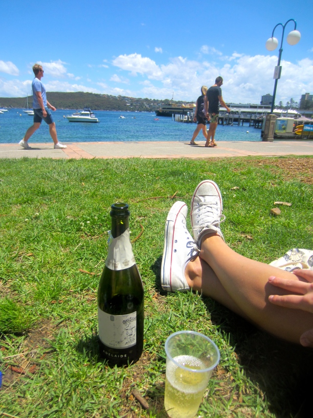 Chillin with som caprkling wine at the gras in front of the Manly Wharf before a Sunday Session at Cockatoo Island